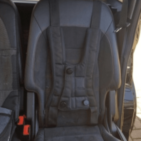 In Car Safety Centre Magnetic Harness - Accessories